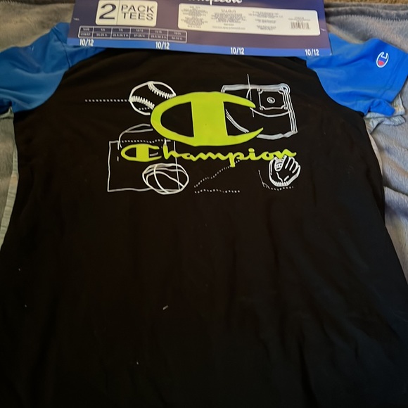 Boys 2 pack Champion Tshirts Size 10/12.  1 Polyester Tee 1 Cotton Tee - Picture 3 of 4